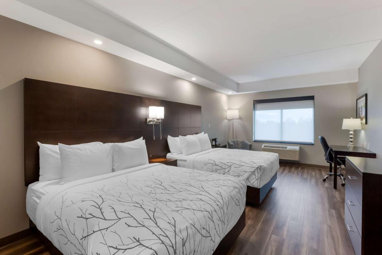 Best Western Premier Northwood Hotel Timmins Exterior photo