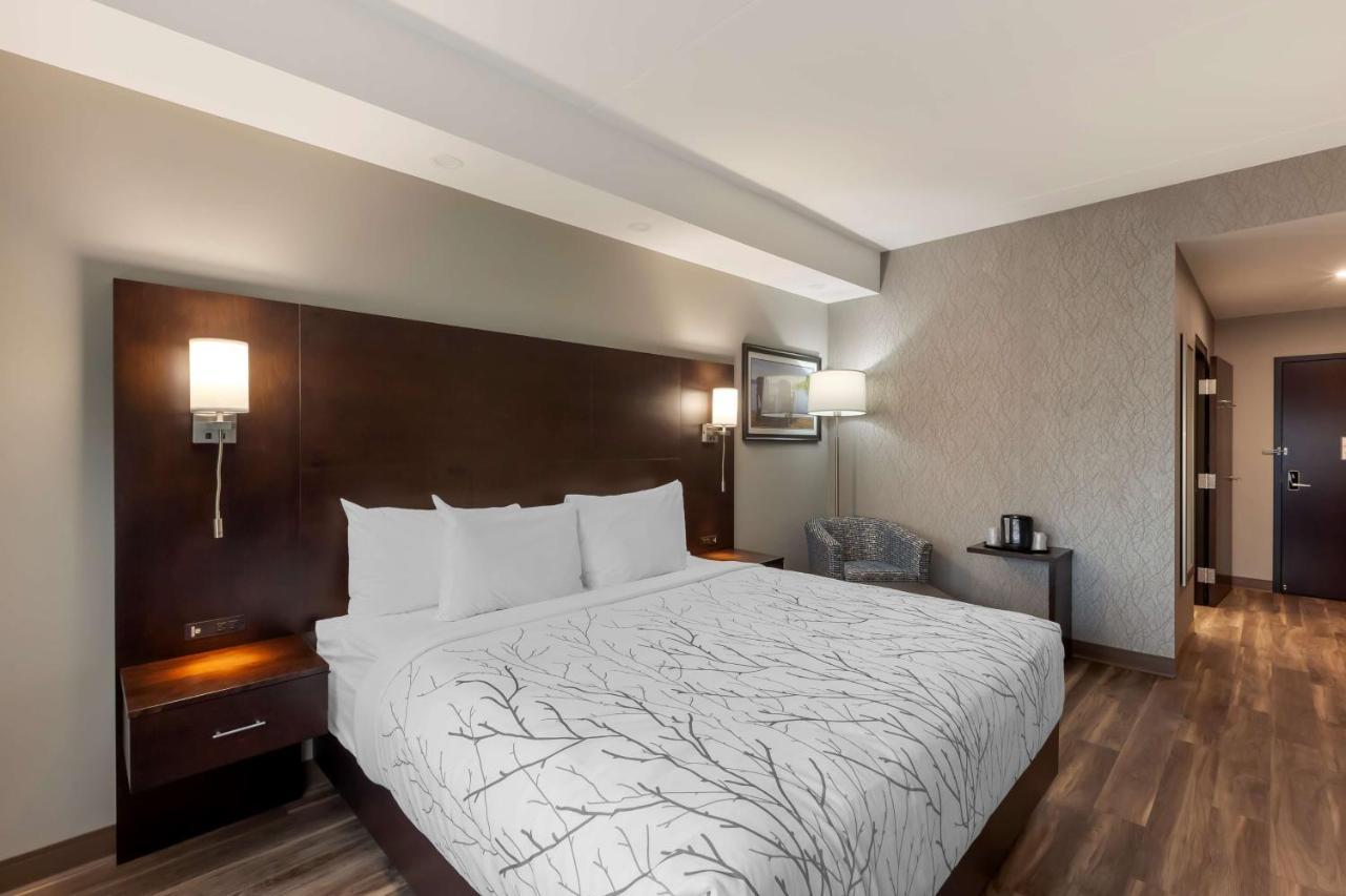 Best Western Premier Northwood Hotel Timmins Exterior photo
